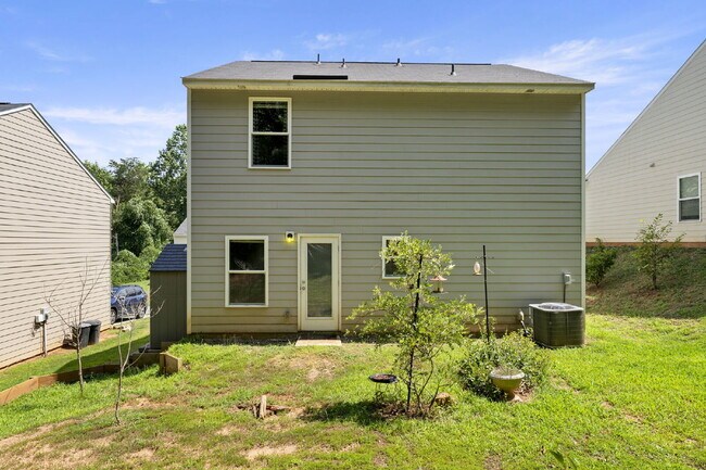 Building Photo - Charming 3-Bedroom Home in Millstone Subdi...