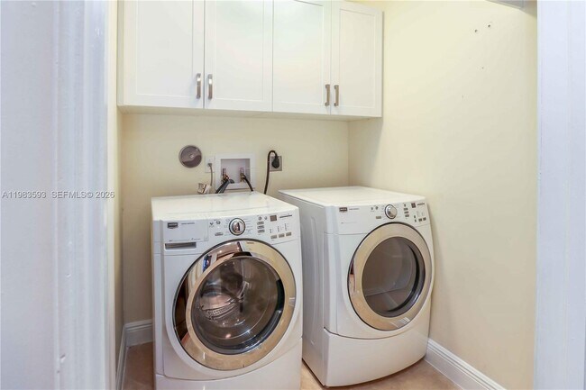 Building Photo - 11064 SW 79th Path