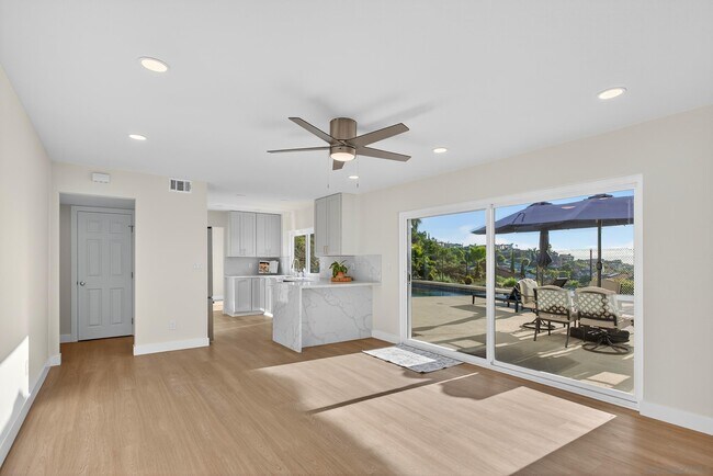Building Photo - 4060 Rosarita Dr