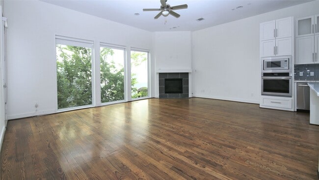Building Photo - 5711 Kansas St