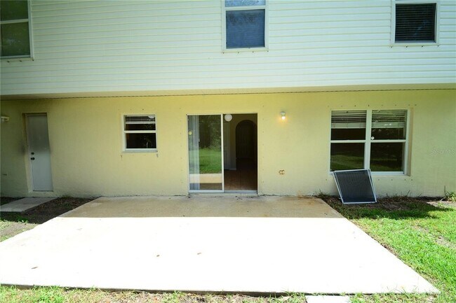 Building Photo - 47 Buttermill Dr