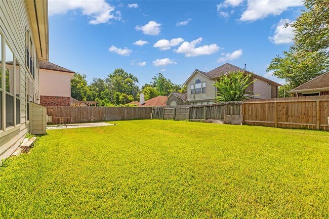 Building Photo - 16343 Mellow Oaks Ln