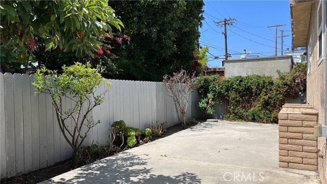 Building Photo - 2321 Cloy Ave