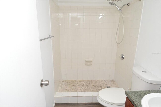 Building Photo - 8742 Mallard Reserve Dr