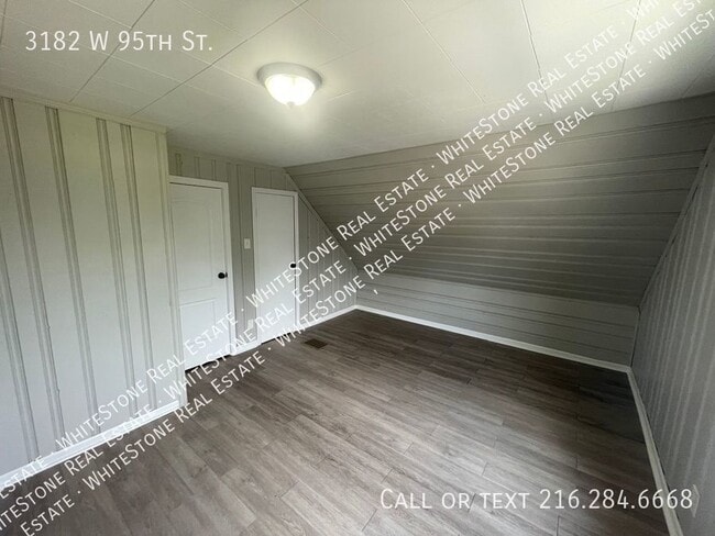 Building Photo - 3182 W 95th St
