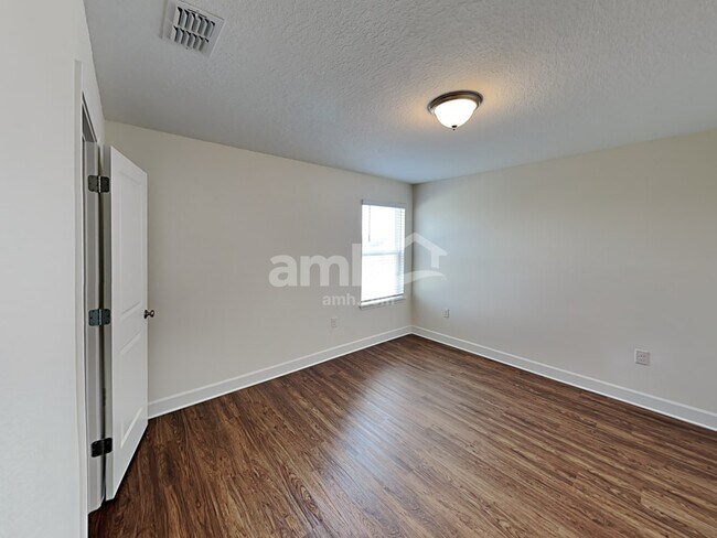 Building Photo - 4620 Windy Hammock Way