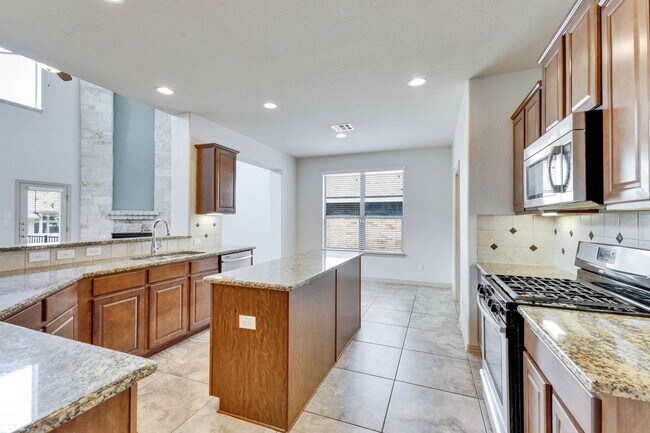 Building Photo - 2300 Dovetail St