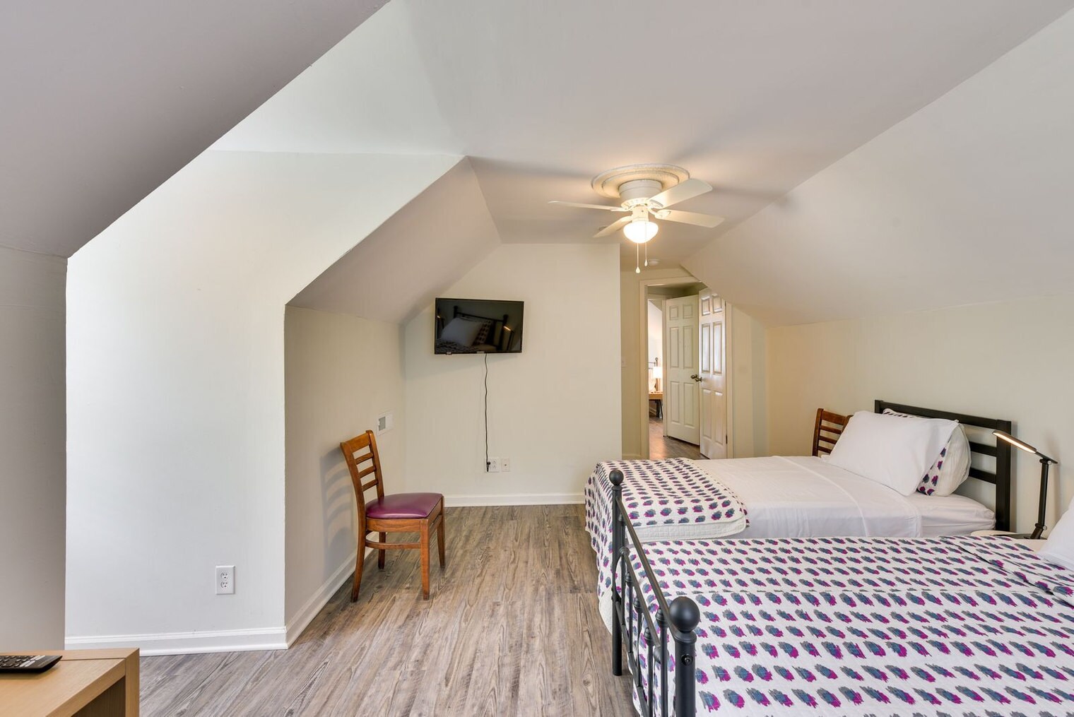 Building Photo - 739 Corral Dr