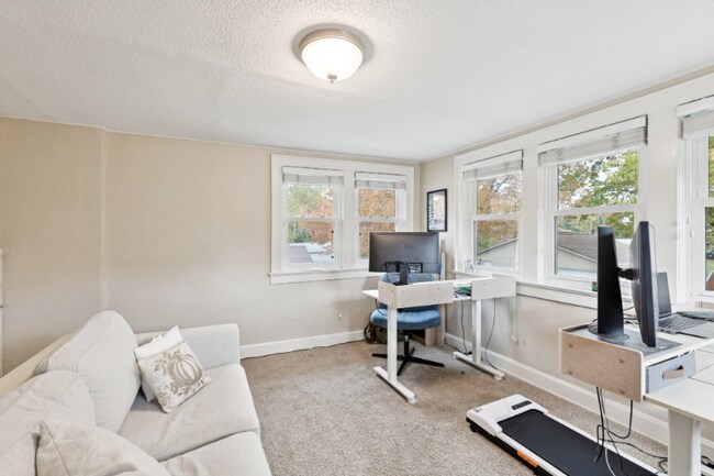 Building Photo - 7527 Madison Ave