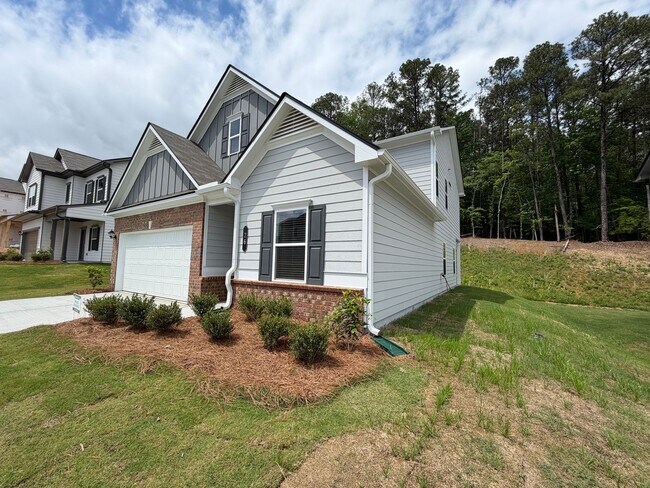 Building Photo - Brand New 4/3.5 House in West Rome- $2,195