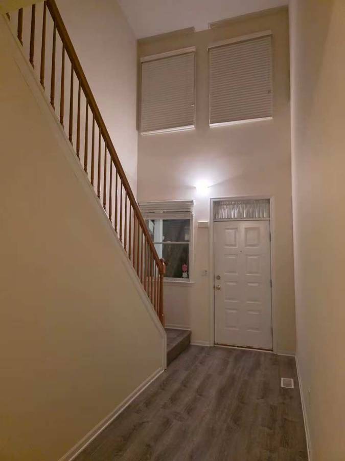 Building Photo - 17 Springhill Dr