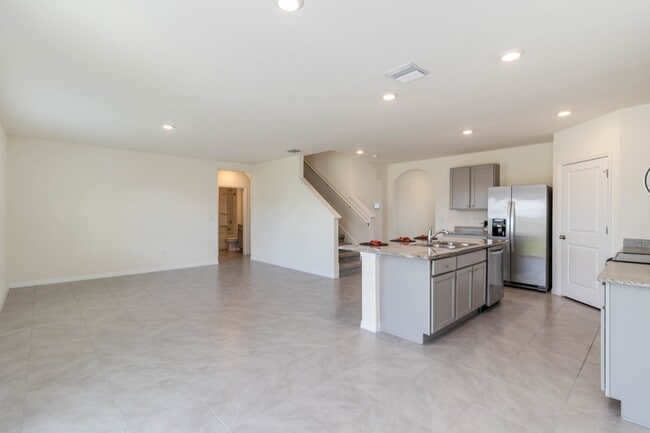 Building Photo - 17308 Reserva Dr