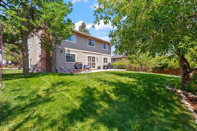 Building Photo - 8040 S Jasmine Cir