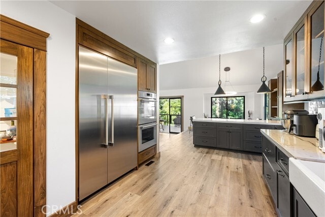 Building Photo - 595 Waterford Ave