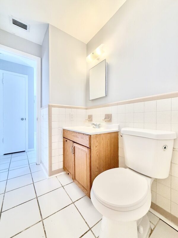 Building Photo - 972 San Christopher Dr