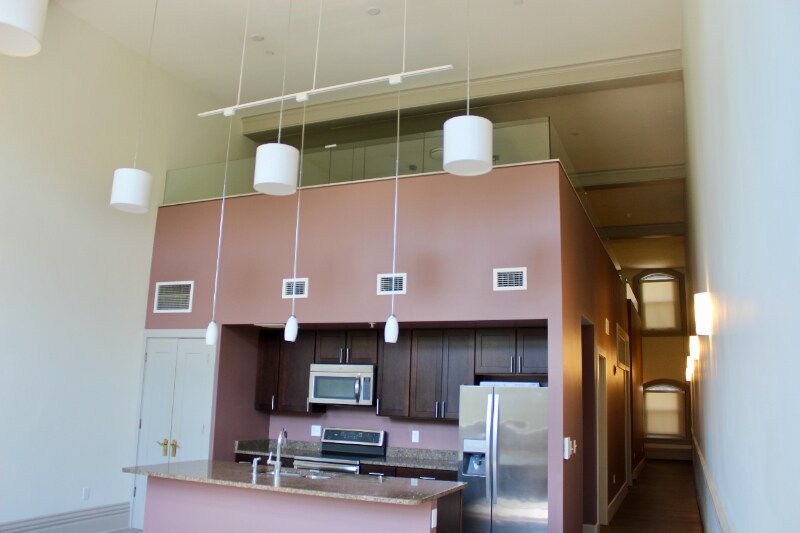Building Photo - 1120 Reddour St