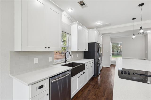 Building Photo - 6043 Fieldstone Dr