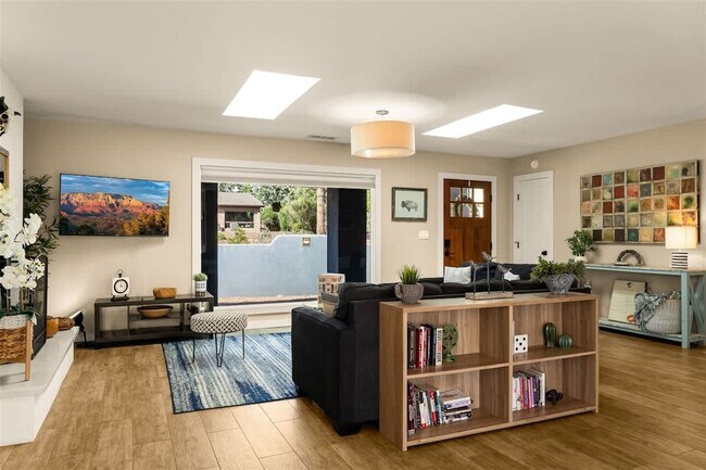 Building Photo - 311 Meadow Lark Drive