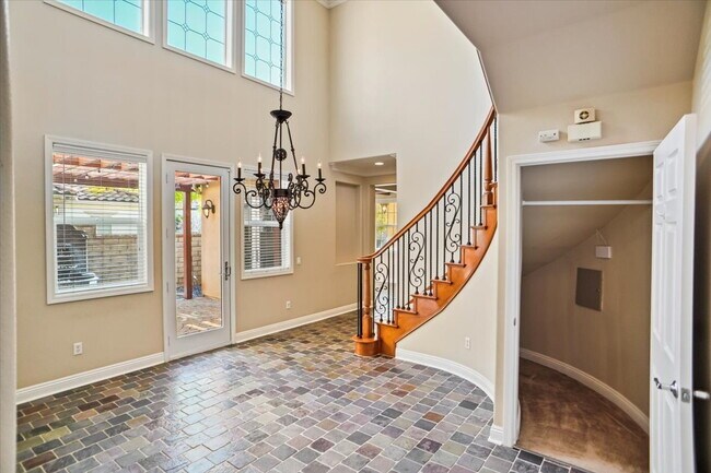 Building Photo - "Spacious 4-Bedroom Retreat with Cozy Fireplace on Starfall Way, Santa Clarita!"