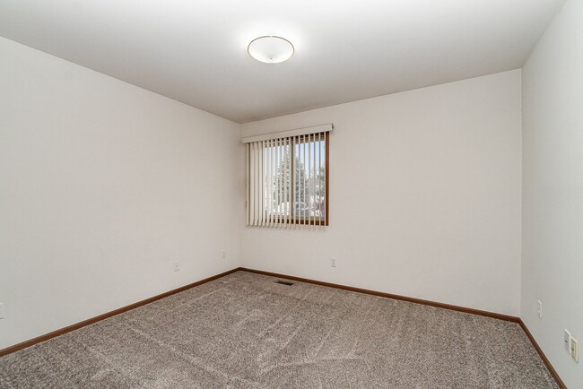 Building Photo - Morning Dawn Drive Duplex