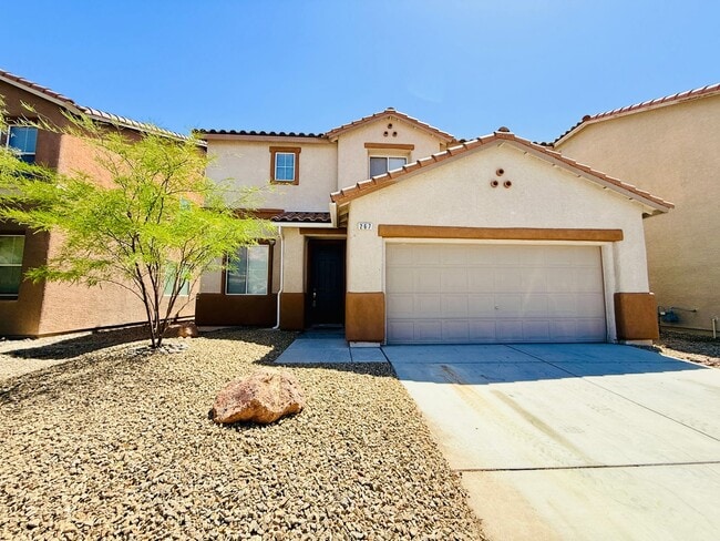 Building Photo - Available Now-Lovely Two Story Home!  Make it yours!