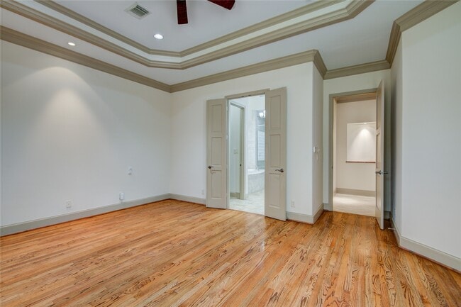 Building Photo - 5346 Val Verde St