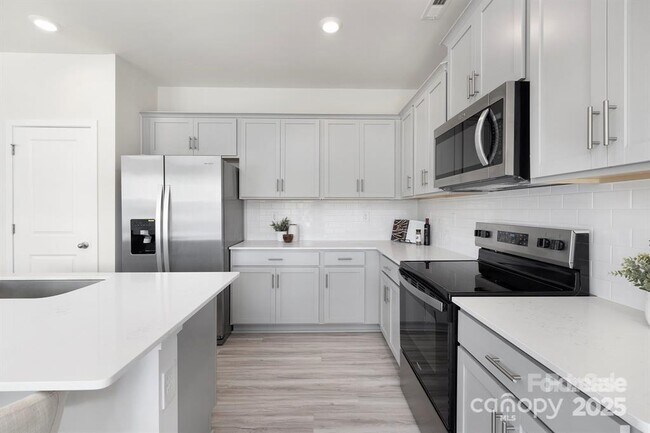 Building Photo - 3518 Cramer Crk Dr