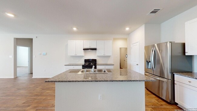 Building Photo - 2920 Panther Spg