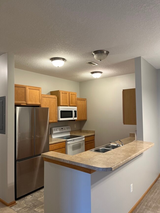 Building Photo - 1835 SW White Birch Cir