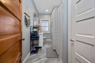 Building Photo - 601 Prytania Ave