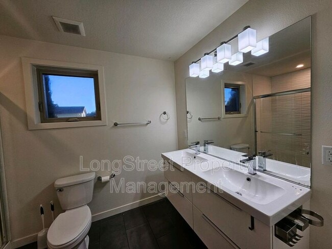 Building Photo - 7334 N Curtis Ave