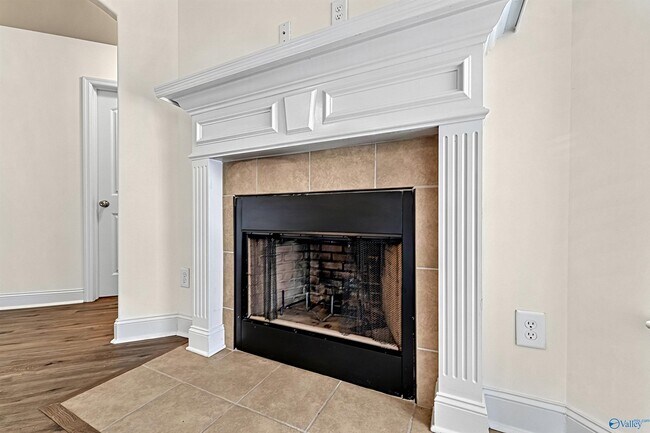 Building Photo - 130 Tybee Dr