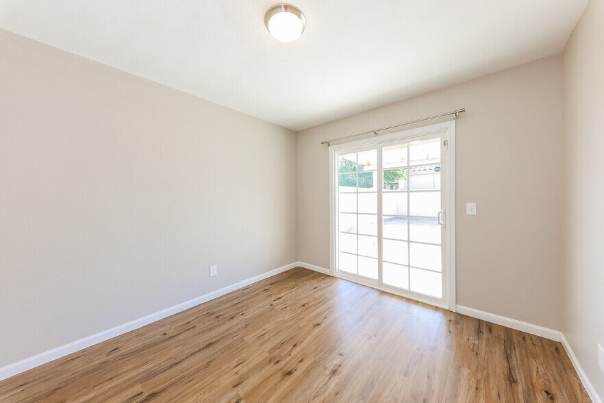 Building Photo - 18611 North 22nd St