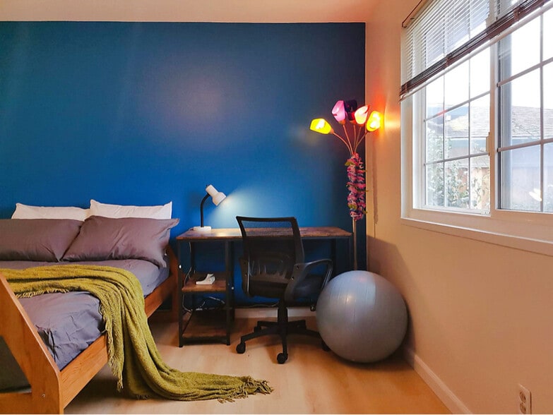 Building Photo - 5508 Wallace Pl