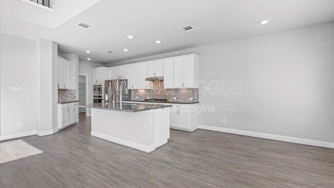 Building Photo - 2310 Olive Wy