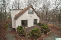 Building Photo - 121 Nosirrah Rd