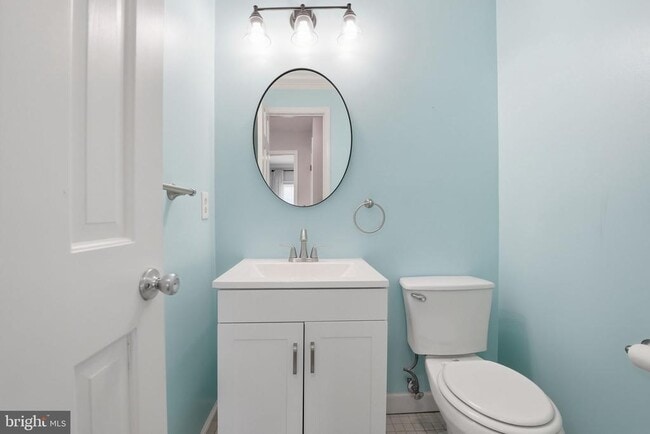 Building Photo - 9236 Northedge Dr