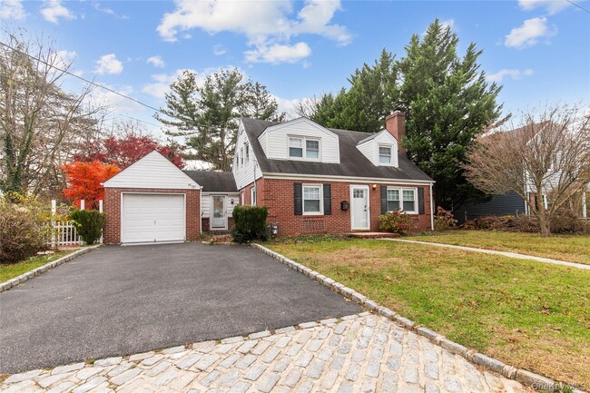 Building Photo - 5 Prospect St