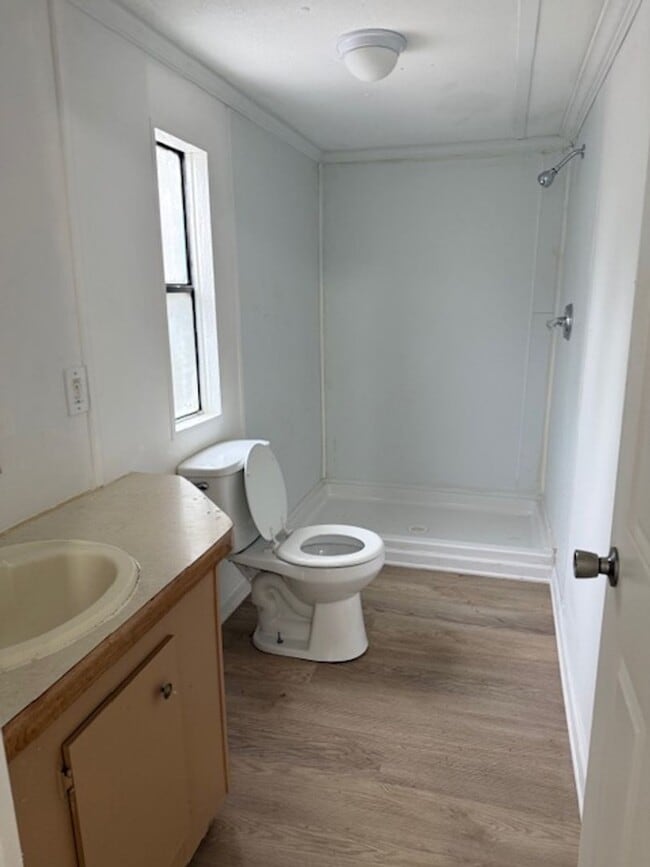 Building Photo - 3 Bedroom 2 Bath Doublewide Mobile Home