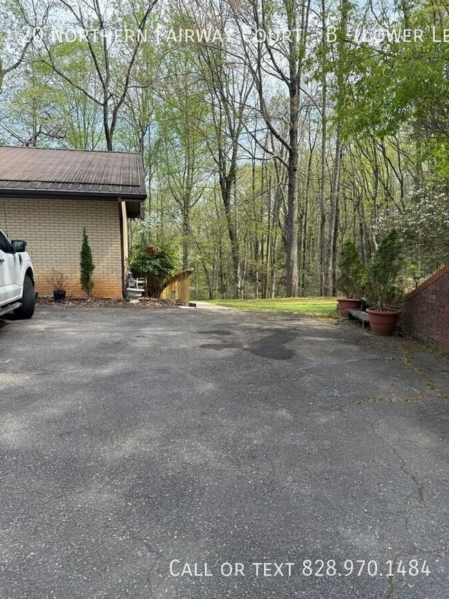 Building Photo - 20 Northern Fairway Ct
