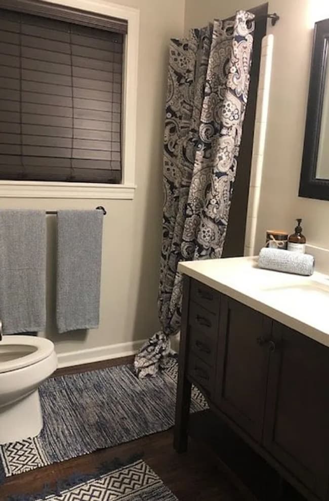 Building Photo - Spacious 3-Bedroom Brick Home with Firepla...