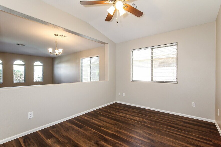 Building Photo - 17607 W Georgia Dr