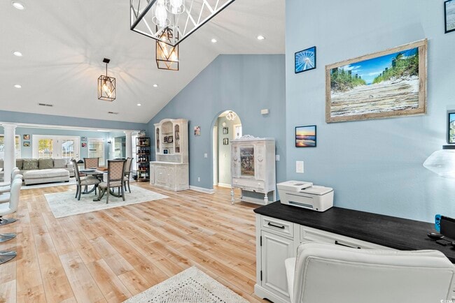 Building Photo - 4119 Westchester Ct