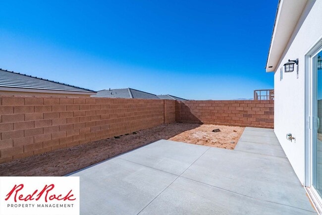 Building Photo - Single Family Home in Hurricane with an attached Casita!