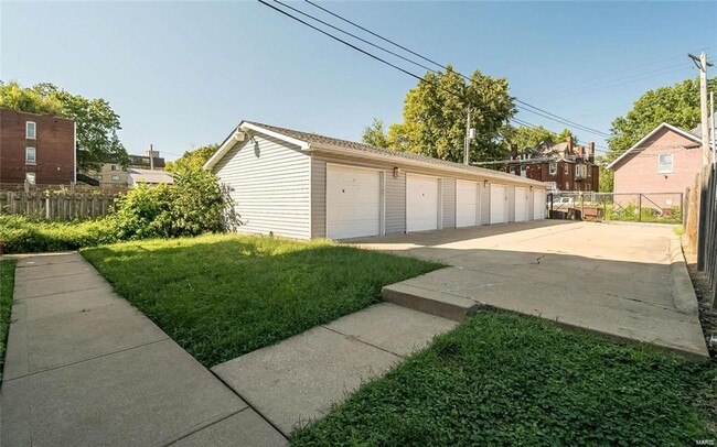 Building Photo - 4317 Maryland Ave