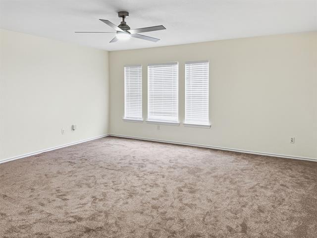 Building Photo - 12214 Peachtree Ln