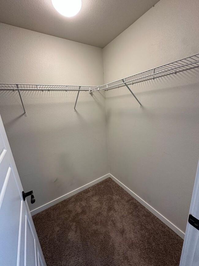 Building Photo - Charming 3 bedroom home in desirable Puyallup