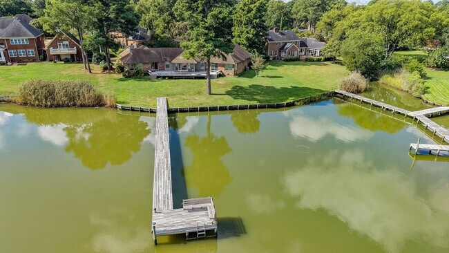 Building Photo - 4421 Carlton Ct