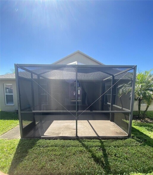 Building Photo - 16709 Fairbolt Way