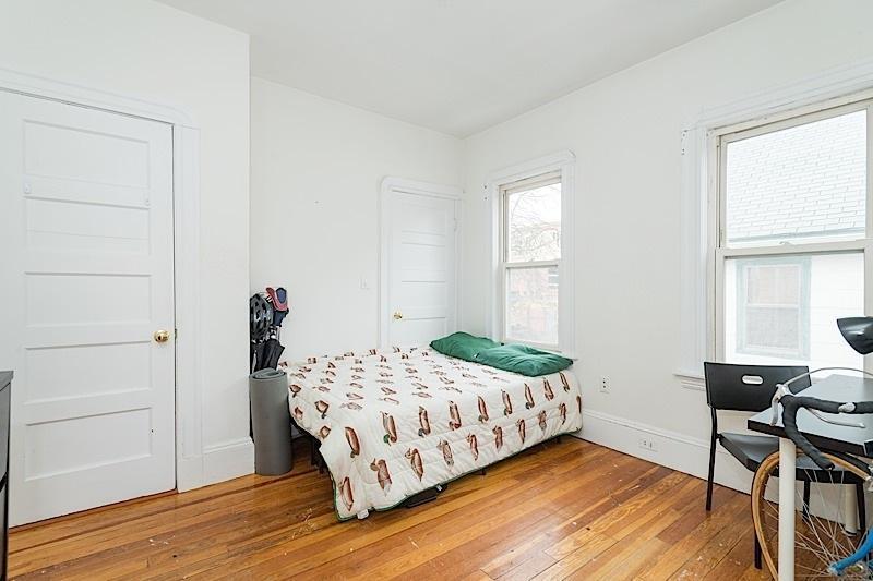 Primary Photo - 32 Hawthorne St